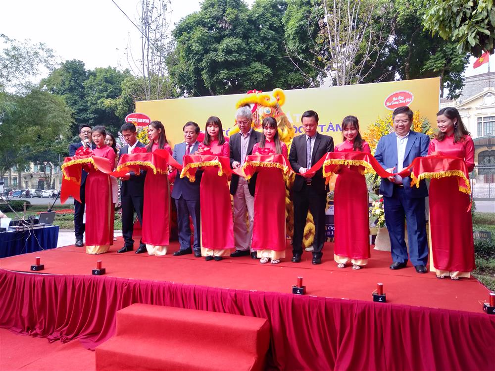 Ra mắt xe bus 2 tầng Vietnam Sightseeing và tuyến xe Thăng Long-Hà Nội City Tour